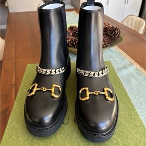 Gucci Flores Calfskin Horsebit Chain Ankle Boots 42 Black
